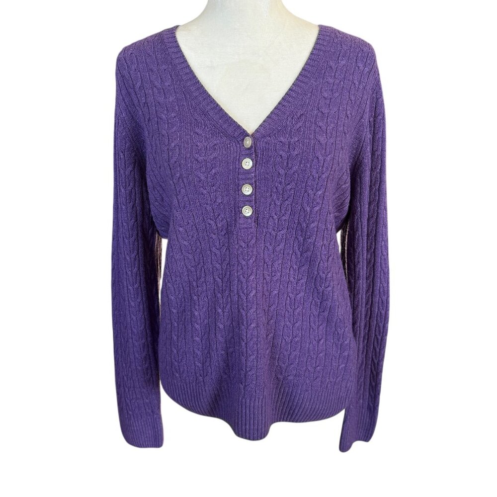 G.H. Bass & Co. purple v-neck long sleeve cableknit pullover sweater size large